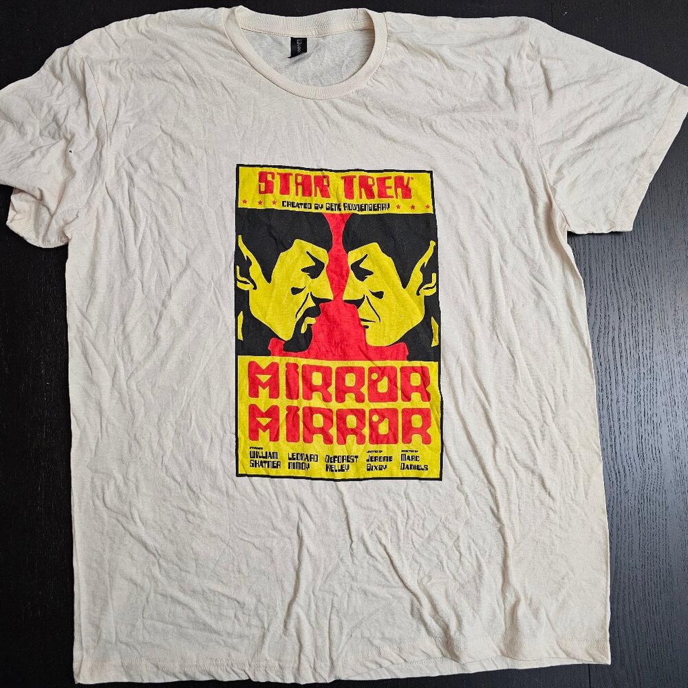 Loot Crate Exclusive! Star Trek Men's Tshirt! Brand New!
